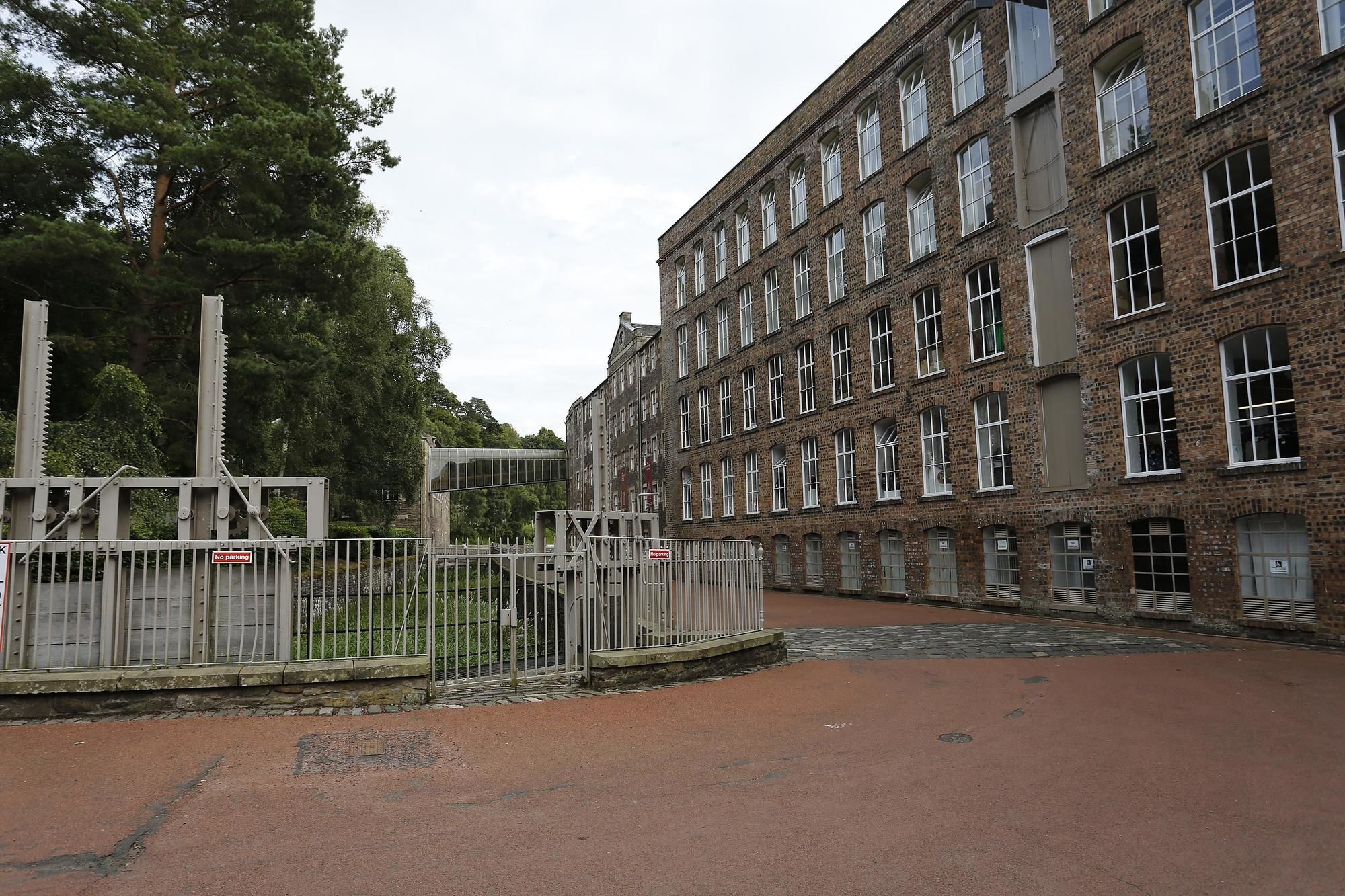 Best Western Cartland Bridge Hotel Lanark Bagian luar foto